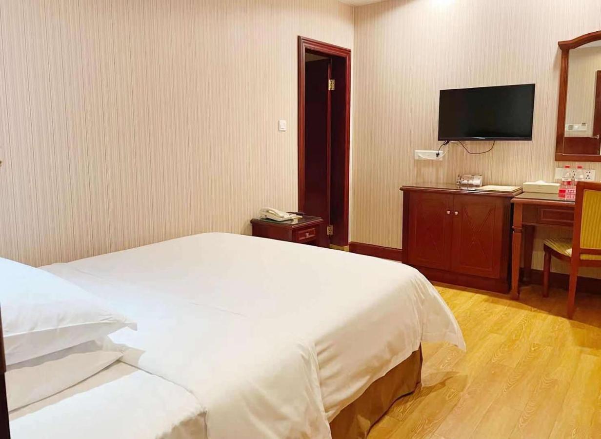 Vienna Hotel In Pinghu Square Shenzhen Luaran gambar