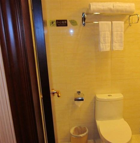 Vienna Hotel In Pinghu Square Shenzhen Bilik gambar